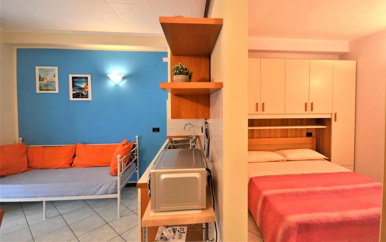 아파트 Sirmione House -Appartamento Vacanza Lugana Di 시르미오네